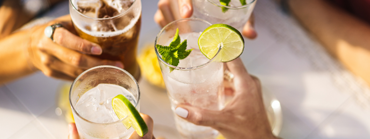 De lekkerste drankjes maak je met de ingrediënten uit eigen tuin!