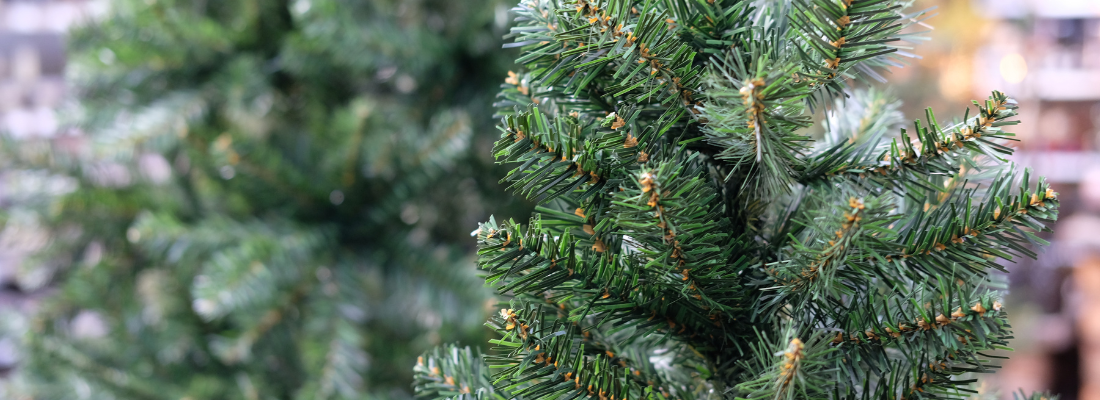 kerstboomversiering en verlichting